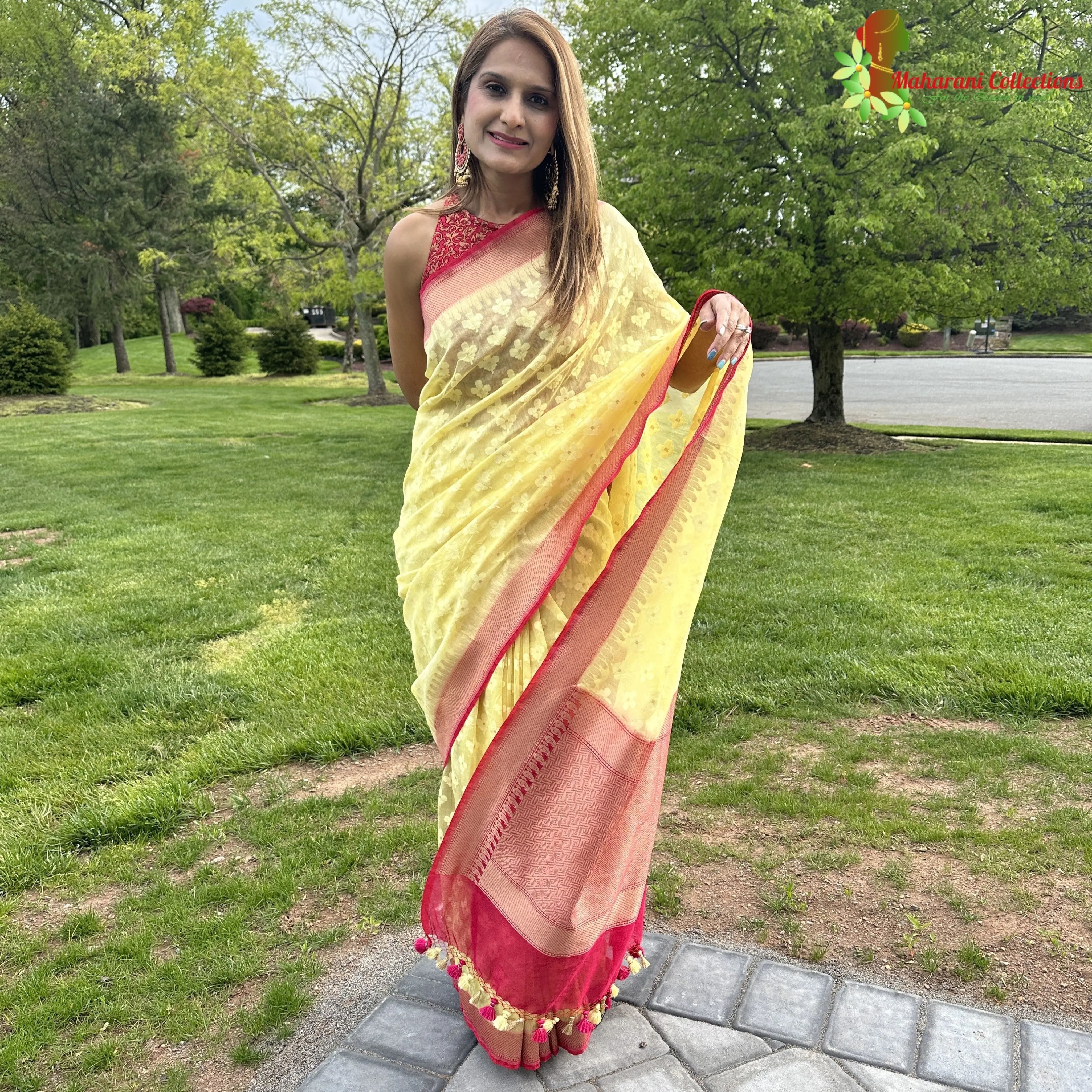 Maharani's Pure Tussar Silk Saree - Lemon Yellow with Golden Zari and Boota Work