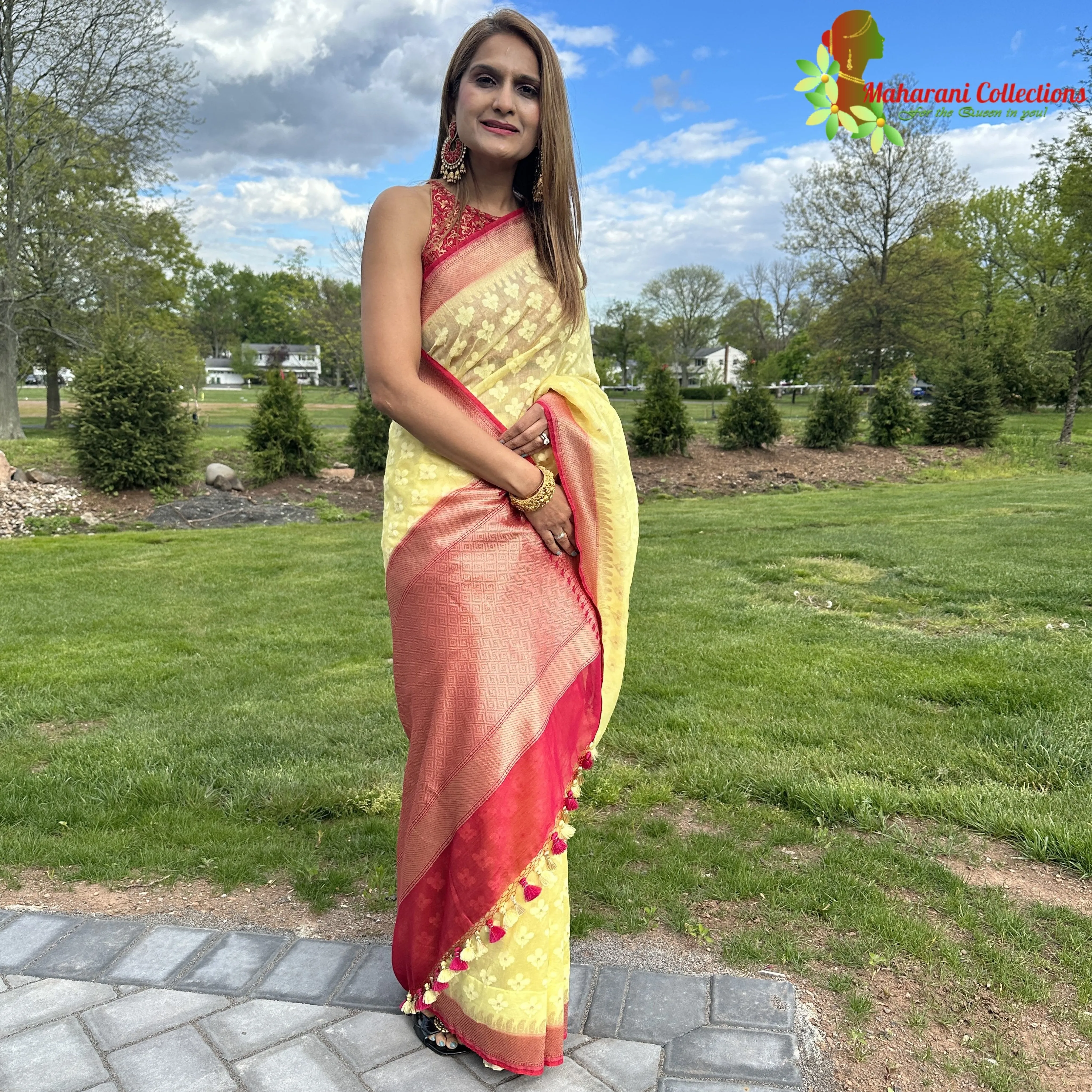 Maharani's Pure Tussar Silk Saree - Lemon Yellow with Golden Zari and Boota Work